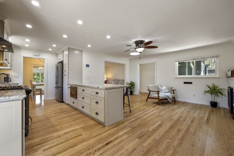 Modern Kitchen